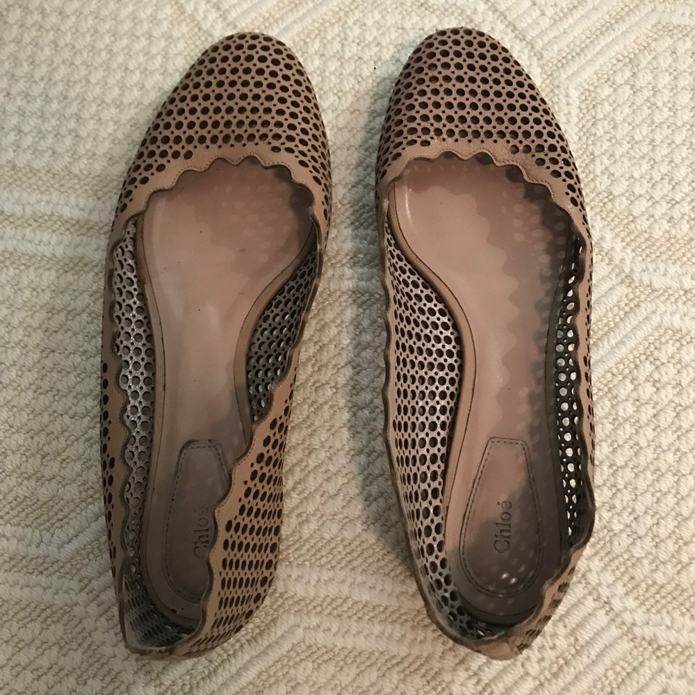 Chloe Scallop Perforated Leather Ballet Flats